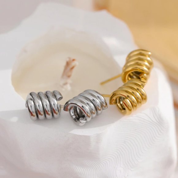 New 18K Gold Silver Twisted Stud Earrings - Picture 14 of 17